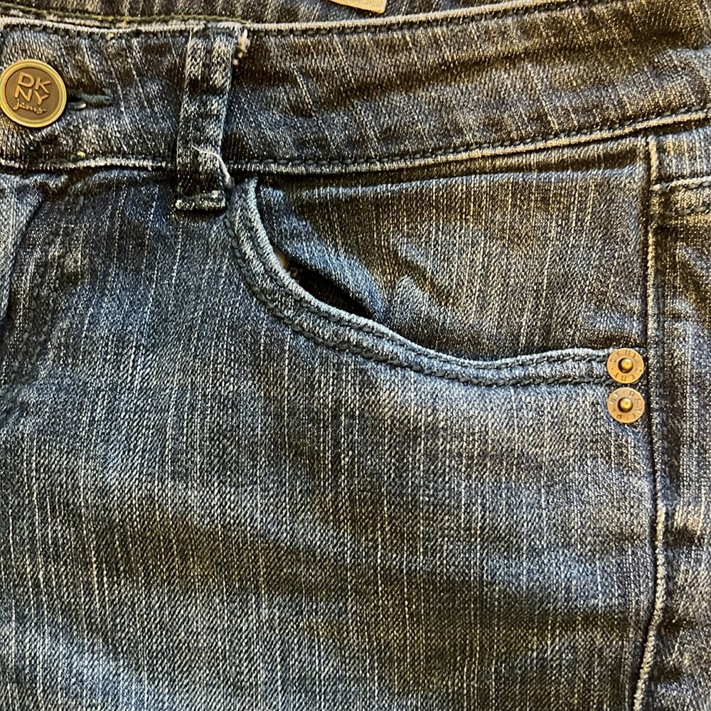 Dkny Capris - image 7